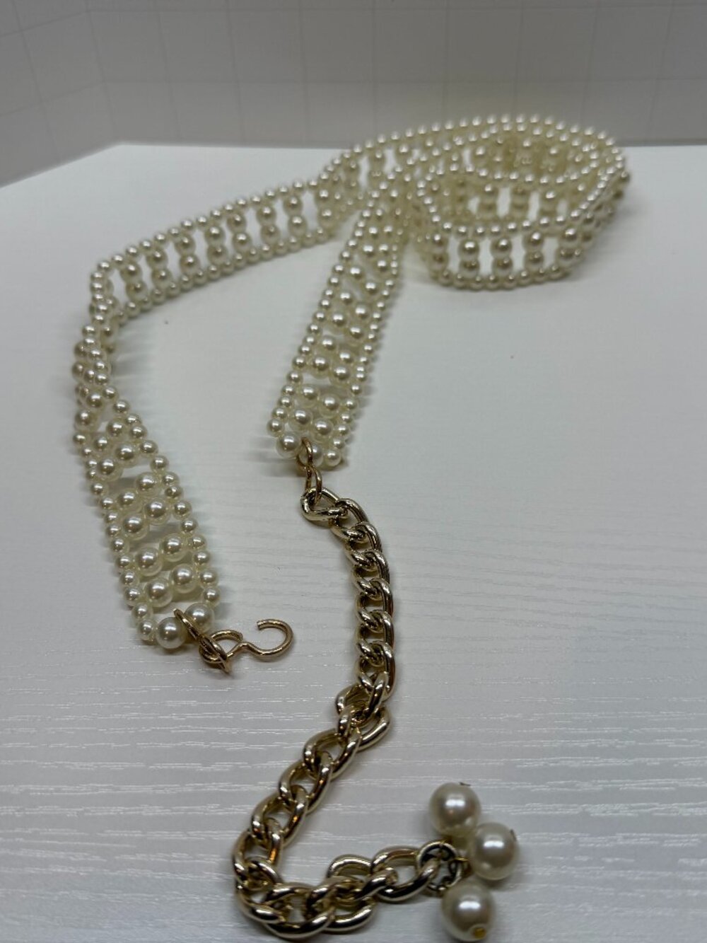 Vtg 60s Triple Strand Faux Pearls Beaded Belt Adjustable Goldtone Chain